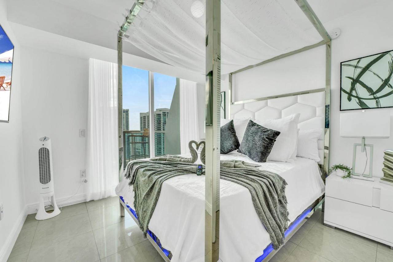 Modern 2 Story Loft 2Br With Breathtaking Views Villa Miami Exterior photo